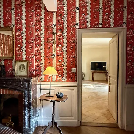La De La Bastide